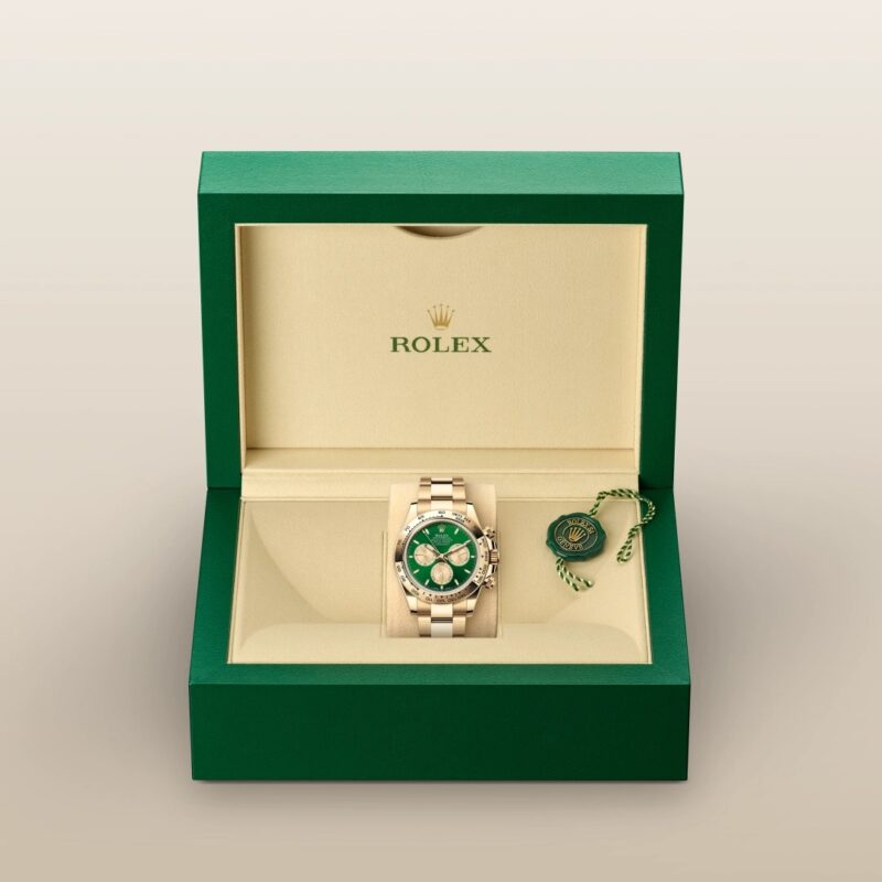 Rolex
Cosmograph Daytona
40 mm, Or jaune 18 ct
RMC: M126508-0008 – Image 3