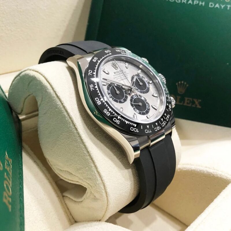 Rolex Cosmograph Daytona Black Oysterflex – Image 7